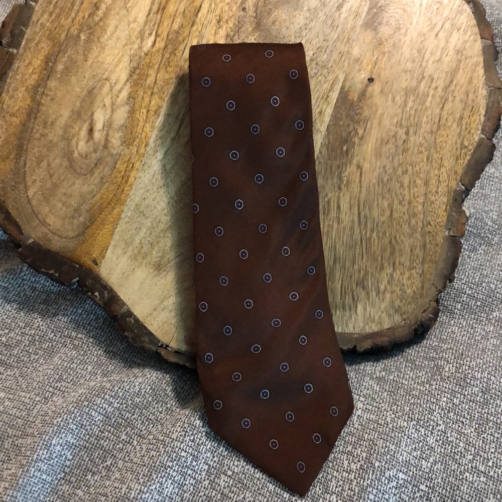 Vtg VALENTINO Classic Luxe Necktie Designer Italy Made 100% SILK Classic Career